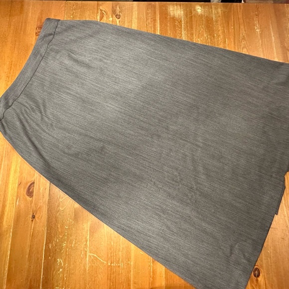 Plus Size EUC Gray wool Maxi Skirt with Front Pleat and Slit Size 16 - Picture 5 of 7